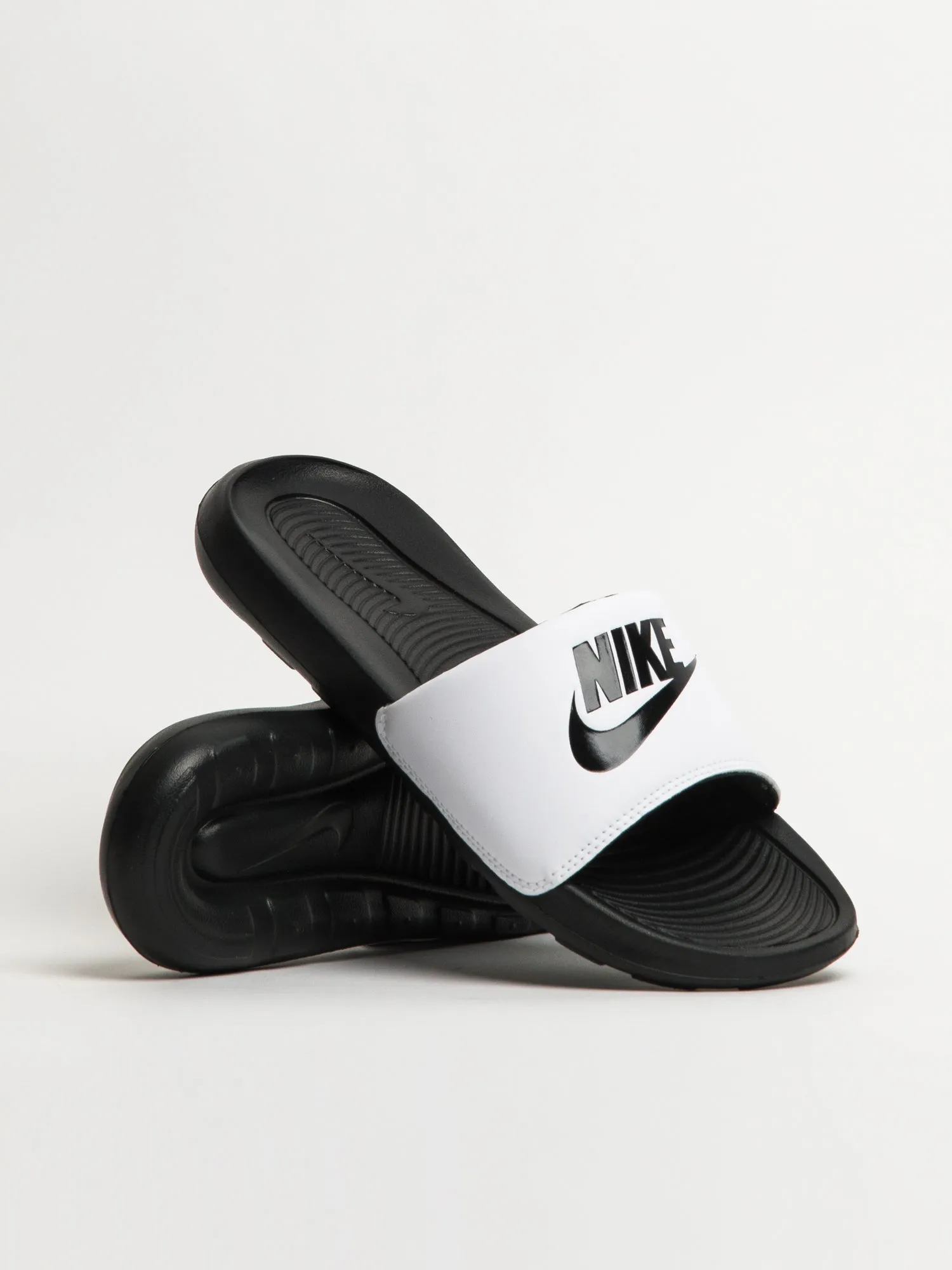 MENS NIKE VICTORI ONE SLIDES