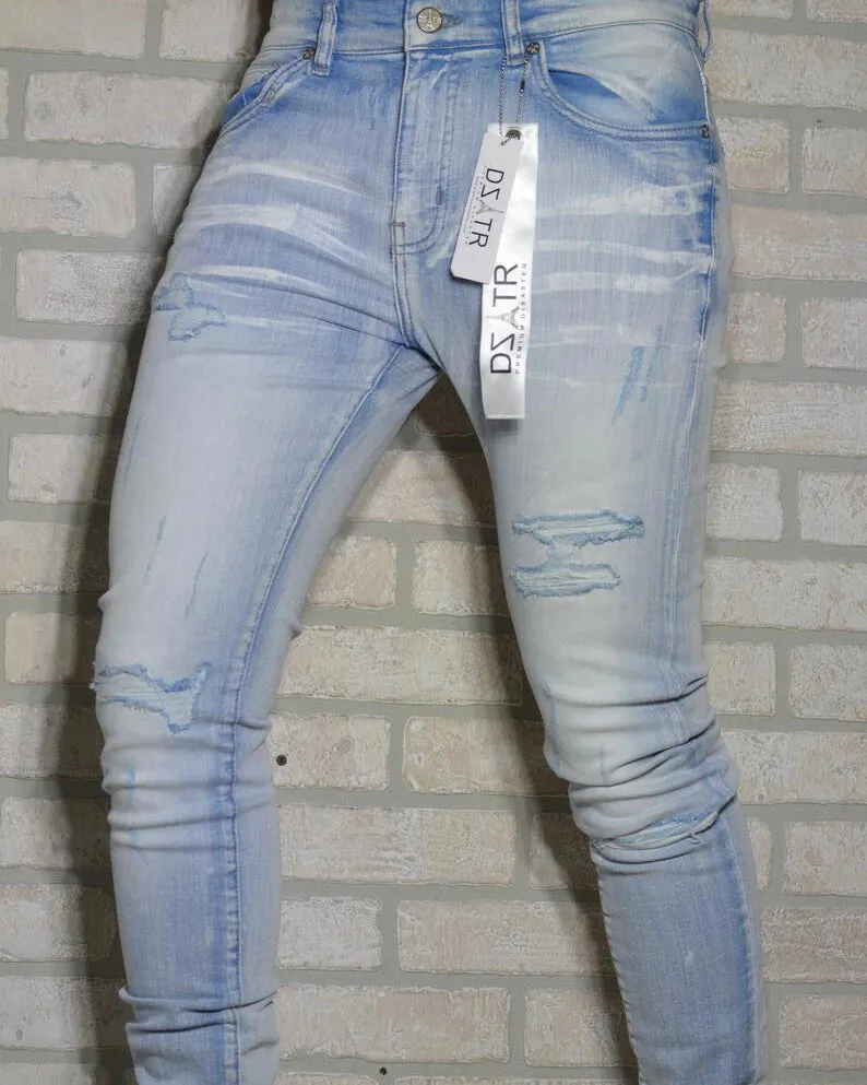 Super Stretch Knee Ripped Jean